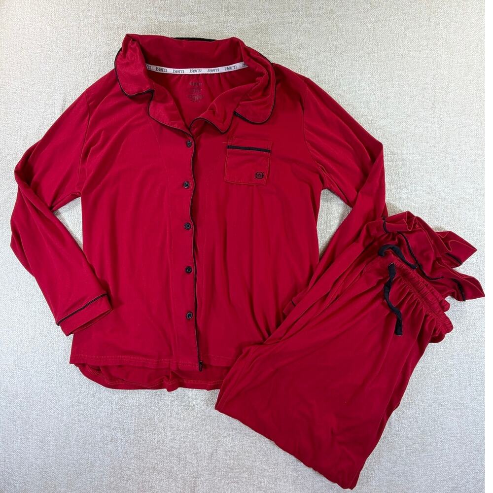 Born Women's 1XL Red Black Long Sleeve Button Front Pajama Lounge Sleepwear Set
